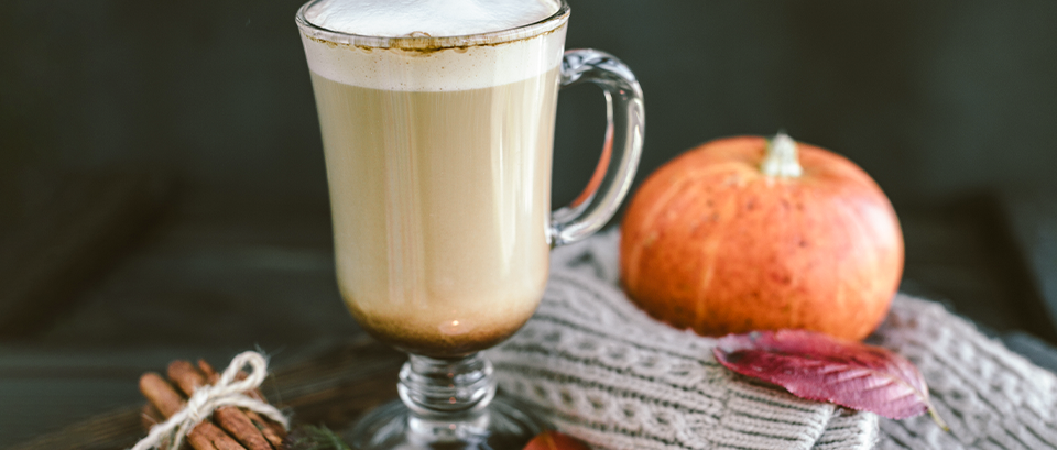 tazzina caffe autunno